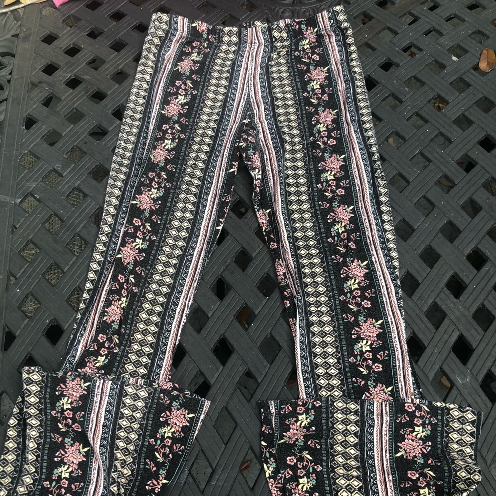 Women’s Hippie flare paints